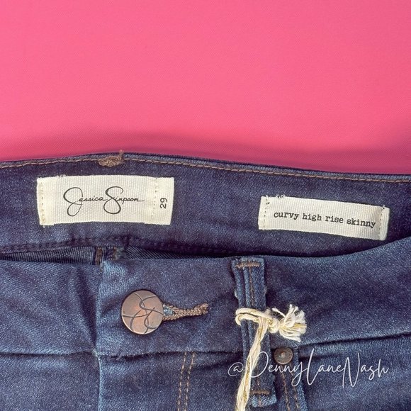 NWT Jessica Simpson Curvy High Rise Skinny Jeans Ripped Knee - Picture 7 of 12